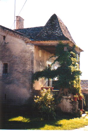 Pigeonnier bolet- La Ngrie- 1996.jpg (34113 octets)