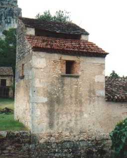 Pigeonnier toulousain- Gavaudun2- 1993.jpg (11763 octets)
